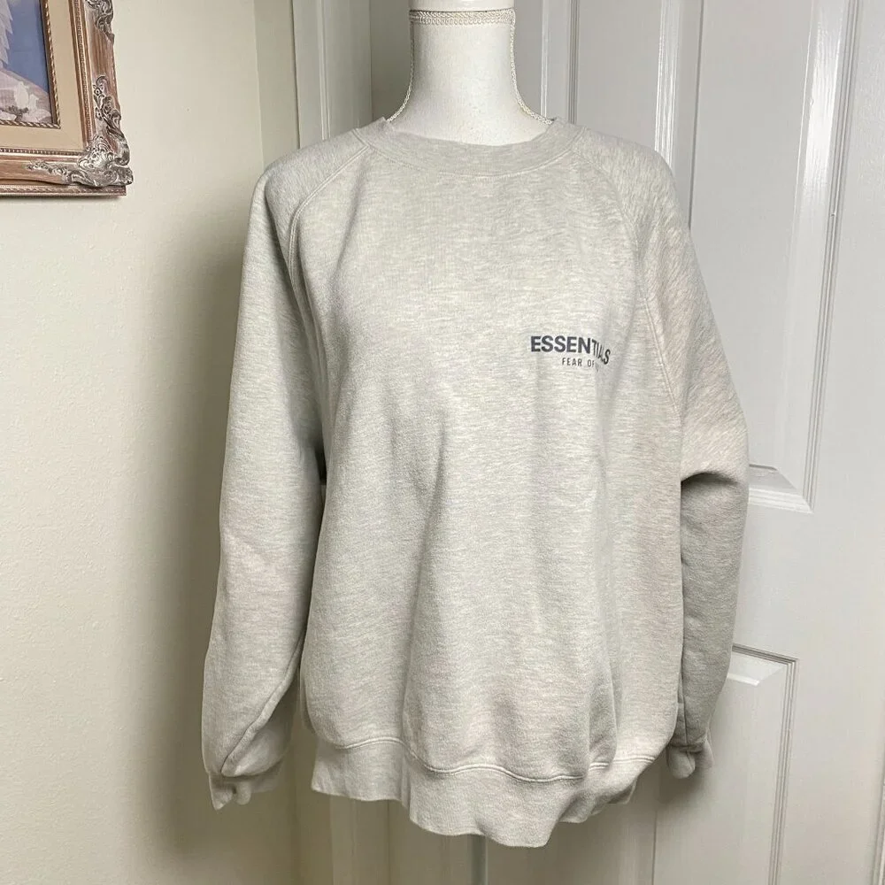 Essentials Fear Of God Heather Gray Sweatshirt Crew Neck Size Medium - Picture 2 of 9